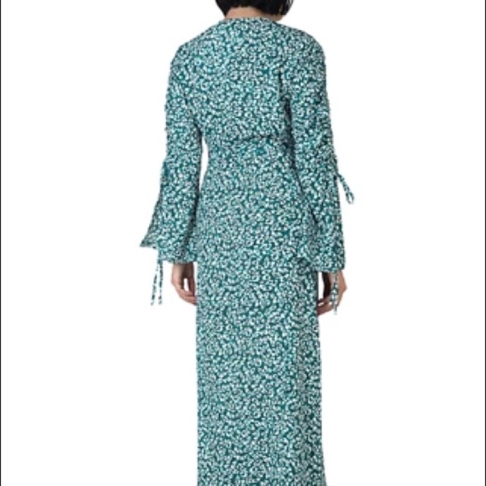 NWOT Green printed Maxi Dress, Size Small - Picture 3 of 3